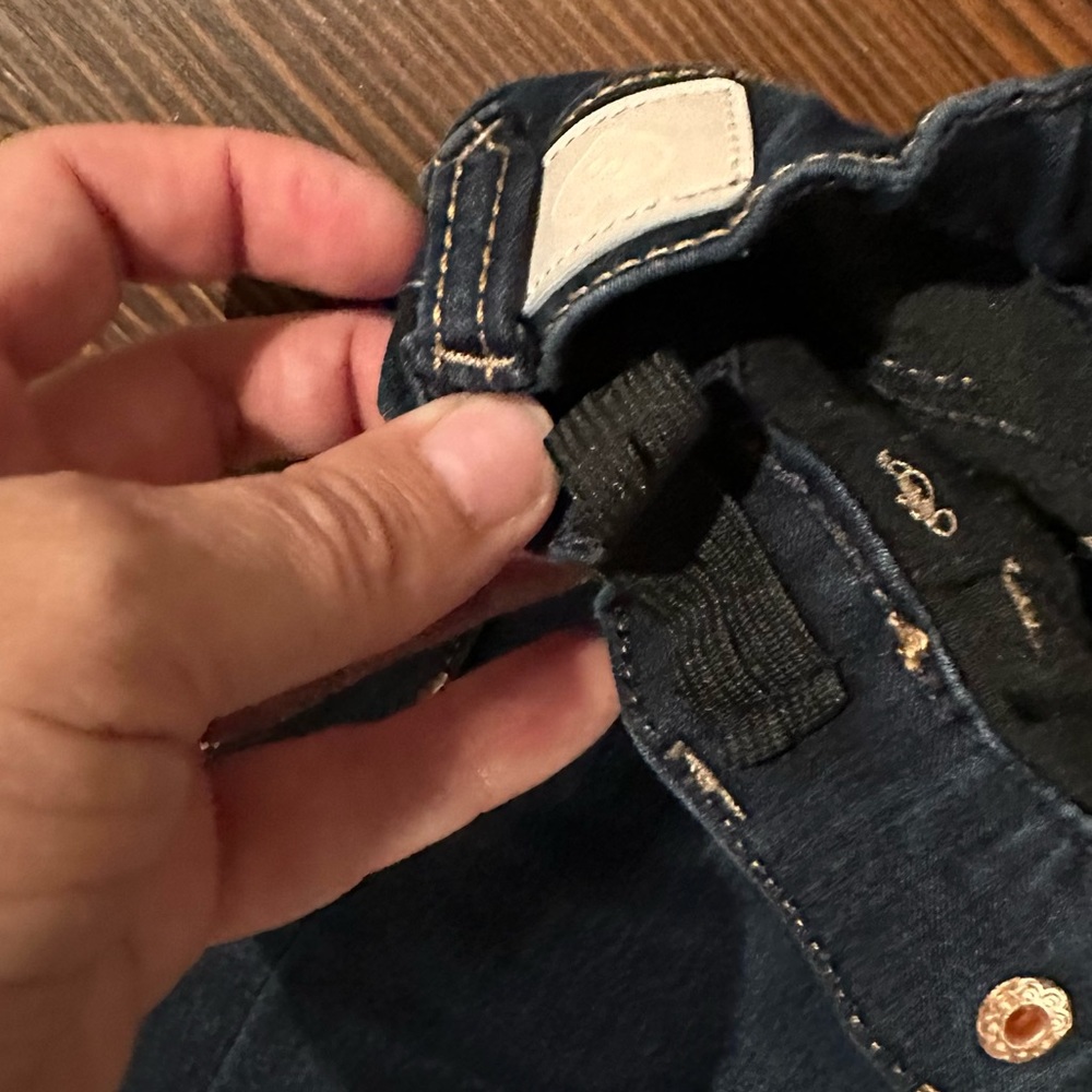 Size 5 girl jeans worn only a few times - Picture 3 of 4